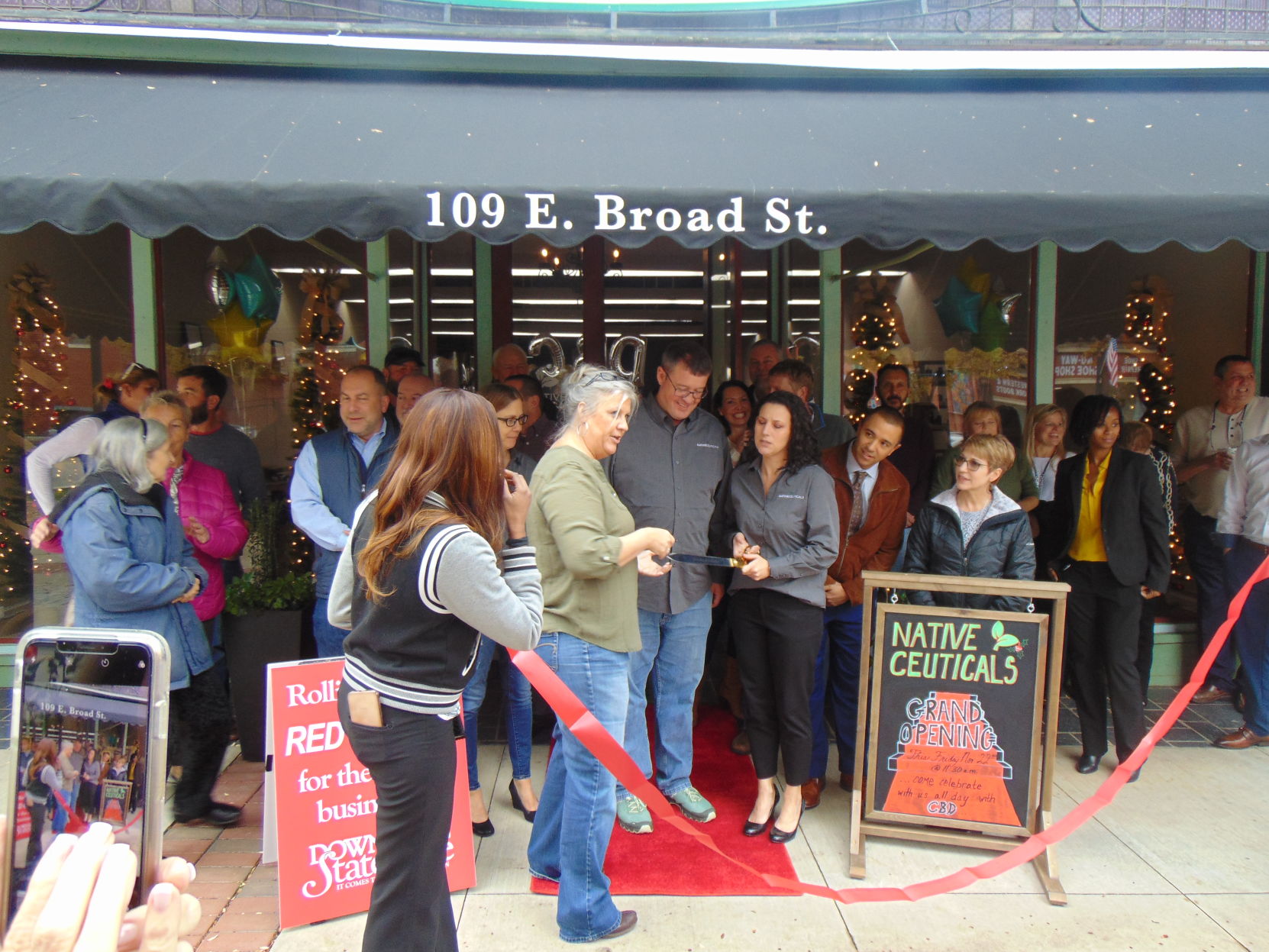 Native Ceuticals grand opening (28).JPG
